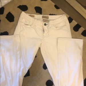 “Stella” bootcut William Rast Jeans in white